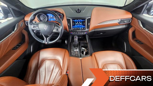 Maserati LEVANTE 3.0 AWD Premium купить на сайте DeffCars