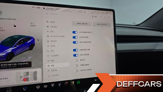 Tesla MODEL Y Long Range AWD купить на сайте DeffCars