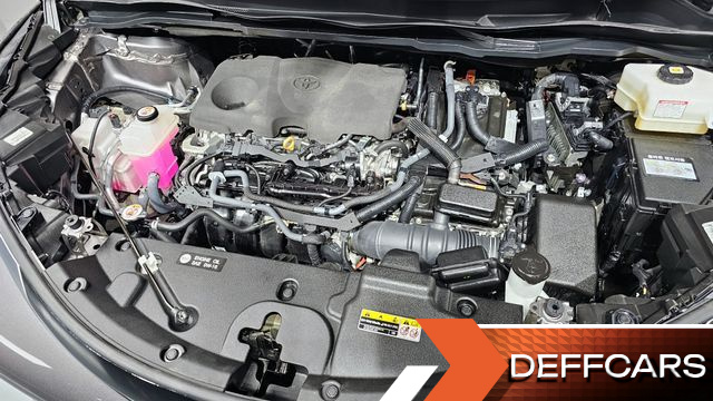Toyota SIENNA 2.5 Hybrid 2WD купить на сайте DeffCars