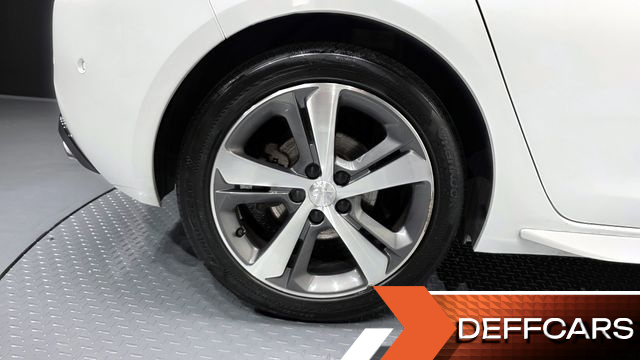 Peugeot 308 1.5 BlueHDi GT Line купить на сайте DeffCars