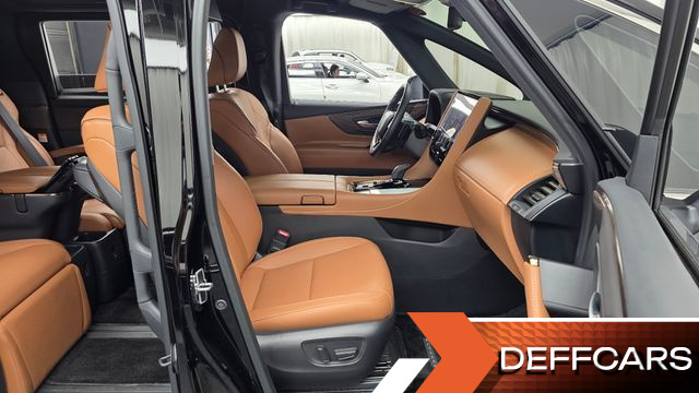 Toyota ALPHARD 2.5 HEV Executive AWD купить на сайте DeffCars