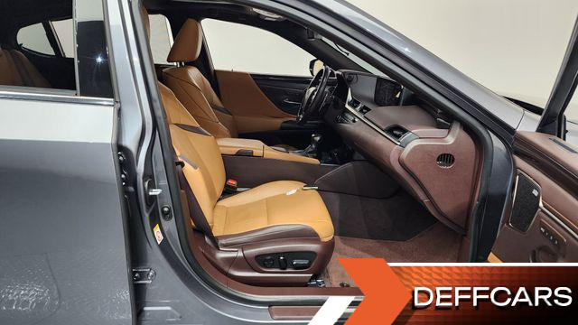 Lexus ES Executive купить на сайте DeffCars