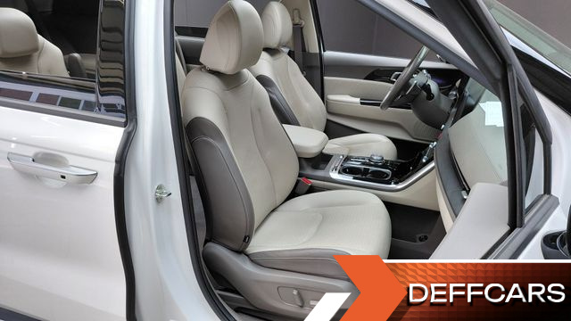 Kia CARNIVAL Gasoline 9-Seater Signature купить на сайте DeffCars