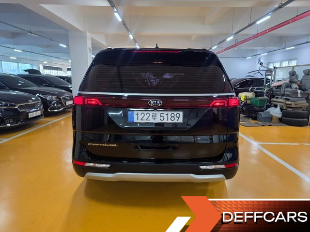 Kia CARNIVAL Gasoline 9-Seater Prestige купить на сайте DeffCars