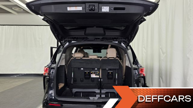 Toyota SIENNA 2.5 Hybrid 2WD купить на сайте DeffCars