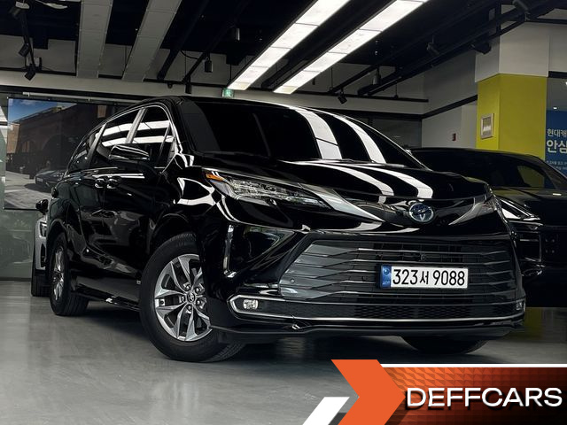Toyota SIENNA 2.5 Hybrid AWD купить на сайте DeffCars