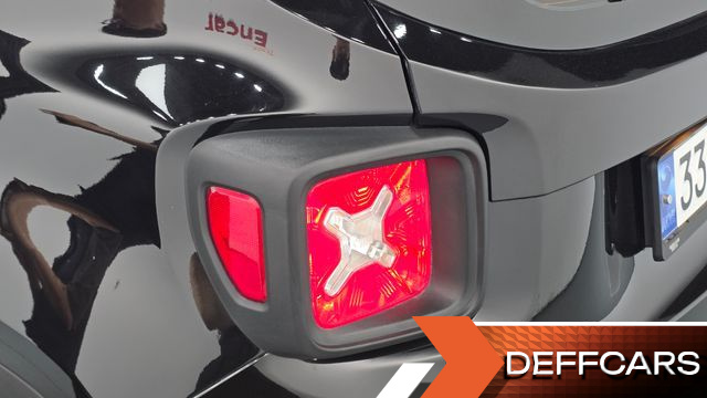 Jeep RENEGADE 1.3 Limited купить на сайте DeffCars