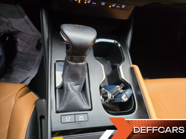 Lexus ES F-Sport Design Package купить на сайте DeffCars