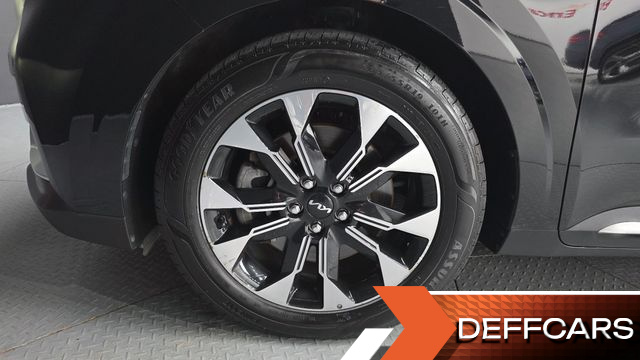 Kia CARNIVAL Gasoline 9-Seater Signature купить на сайте DeffCars
