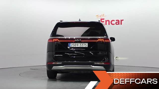 Kia CARNIVAL 9-Seater Signature купить на сайте DeffCars