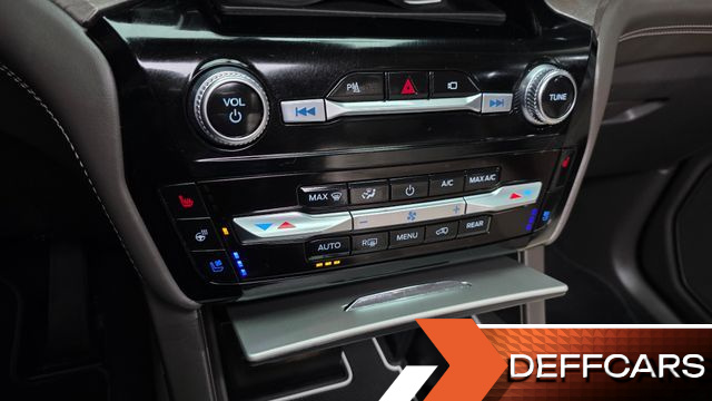 Ford EXPLORER 3.0 Platinum 4WD купить на сайте DeffCars