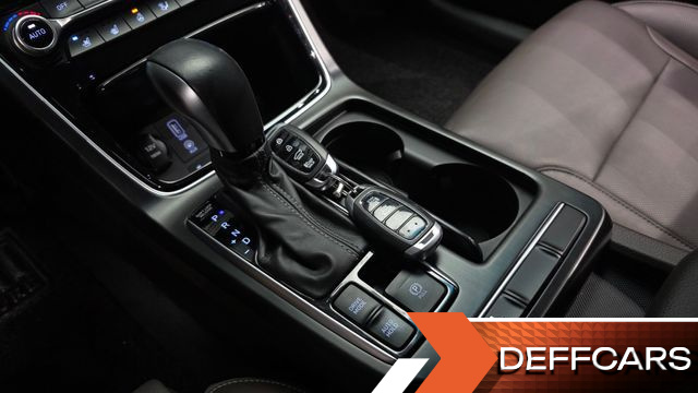 Hyundai GRANDEUR 3.0 Exclusive купить на сайте DeffCars