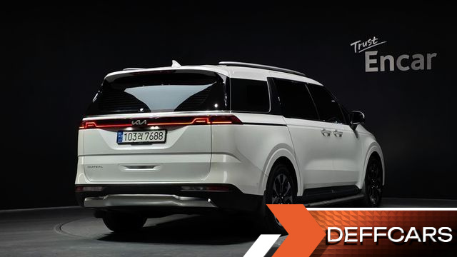 Kia CARNIVAL Gasoline 9-Seater Signature купить на сайте DeffCars