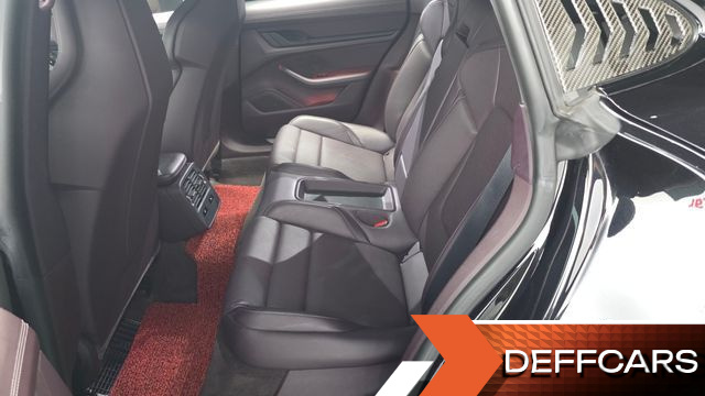 Porsche TAYCAN 4S купить на сайте DeffCars