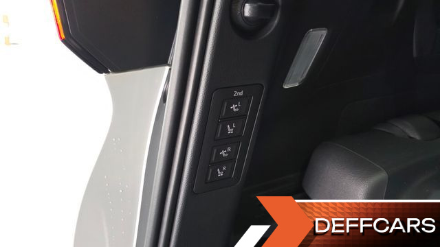 Toyota ALPHARD 2.5 HEV Executive AWD купить на сайте DeffCars