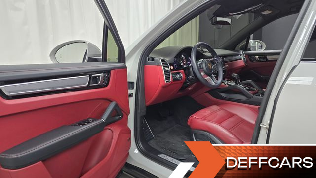 Porsche CAYENNE 3.0 E-HYBRID PLATINUM EDITION купить на сайте DeffCars