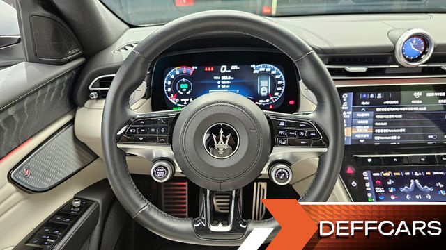 Maserati GRECALE 2.0 AWD Modena купить на сайте DeffCars