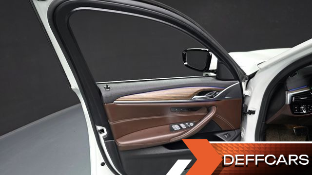 BMW 5-SERIES 530i xDrive M Sport Package Plus купить на сайте DeffCars