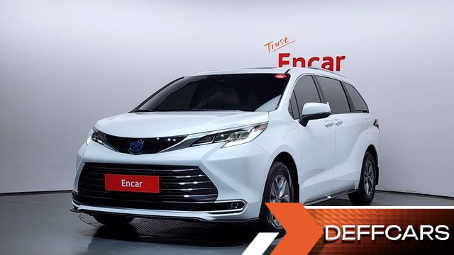 Toyota SIENNA 2.5 Hybrid AWD купить на сайте DeffCars