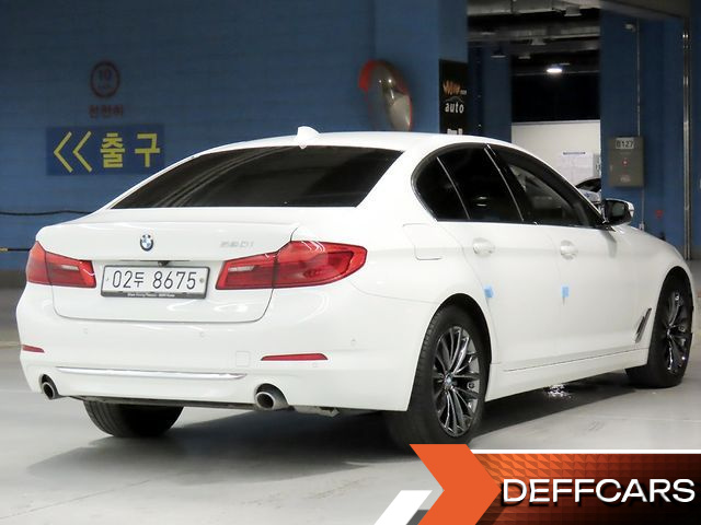 BMW 5-SERIES 520i Luxury купить на сайте DeffCars