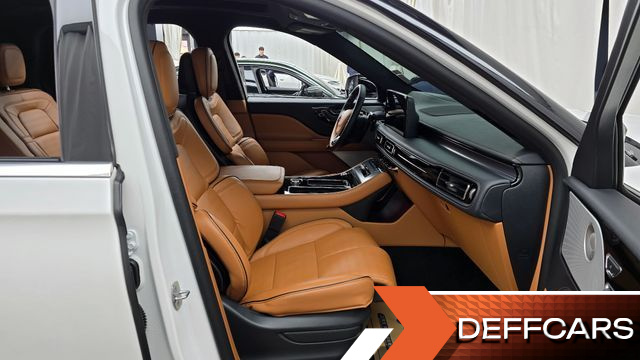 Lincoln AVIATOR 3.0 Black Label AWD купить на сайте DeffCars