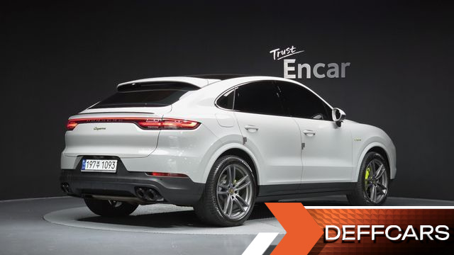 Porsche CAYENNE 3.0 E-Hybrid Coupe купить на сайте DeffCars
