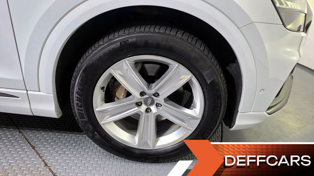 Audi Q8 45 TDI Quattro Premium купить на сайте DeffCars