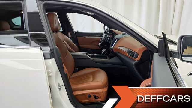 Maserati LEVANTE 3.0 AWD Premium купить на сайте DeffCars