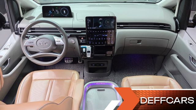 Hyundai STARIA L3.5 Lounge 7-Seater Inspiration купить на сайте DeffCars