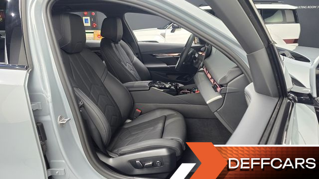 BMW 5-SERIES 520i M Sport купить на сайте DeffCars