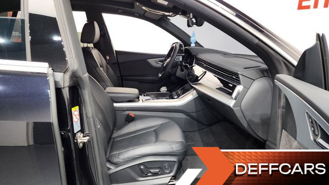 Audi Q8 45 TDI Quattro Premium купить на сайте DeffCars