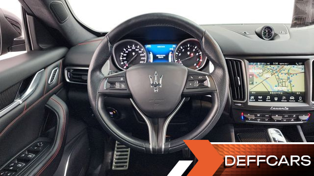 Maserati LEVANTE 3.0 AWD GranLusso купить на сайте DeffCars