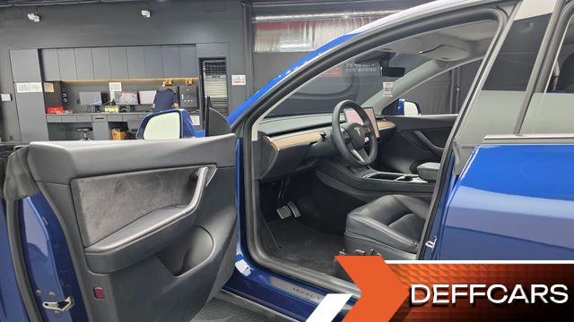 Tesla MODEL Y Long Range AWD купить на сайте DeffCars