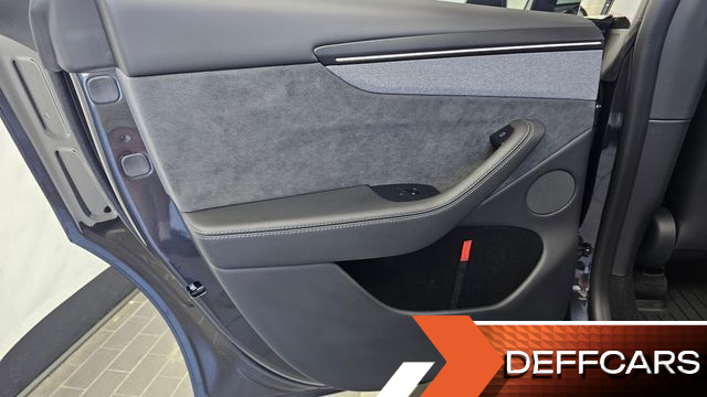 Tesla MODEL Y L Long Range AWD купить на сайте DeffCars