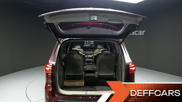 Kia CARNIVAL Gasoline 9-Seater Noblesse Special купить на сайте DeffCars