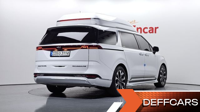 Kia CARNIVAL 7-Seater Hi-Limousine Signature купить на сайте DeffCars