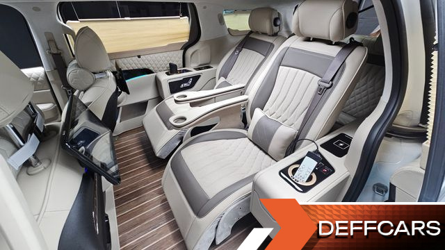 Kia CARNIVAL Gasoline 7-Seater Signature купить на сайте DeffCars