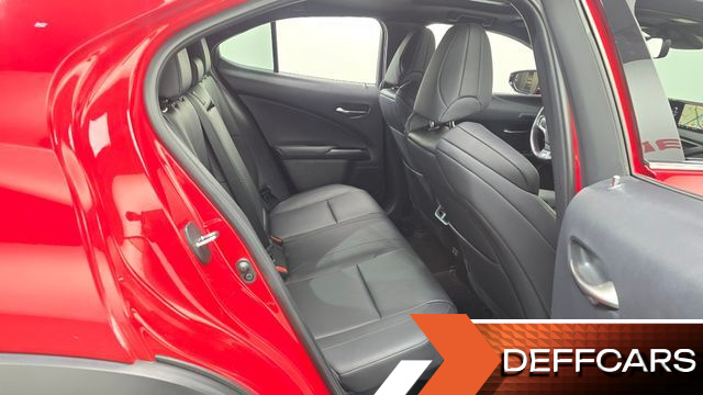 Lexus UX 2.0 F-Sport 2WD купить на сайте DeffCars