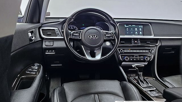 Kia K5 2.0 LPI DISABLED Noblesse Spcecial купить на сайте DeffCars