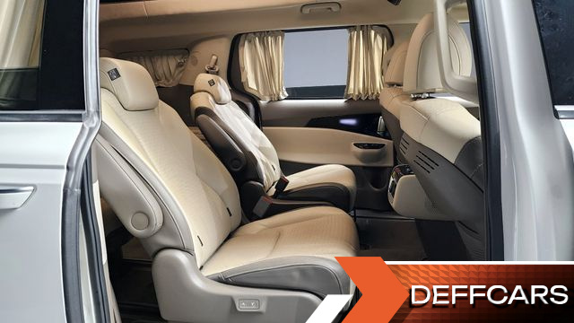 Kia CARNIVAL Gasoline 9-Seater Hi-Limousine Signature купить на сайте DeffCars