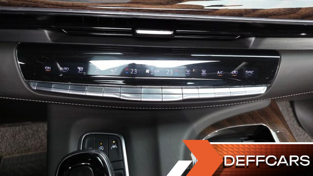 Cadillac ESCALADE 6.2 ESV ESV Premium Luxury Platinum купить на сайте DeffCars