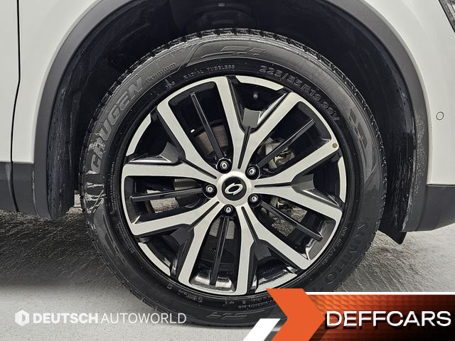 Renault-KoreaSamsung QM6 2.0 LPe RE Signature 2WD купить на сайте DeffCars