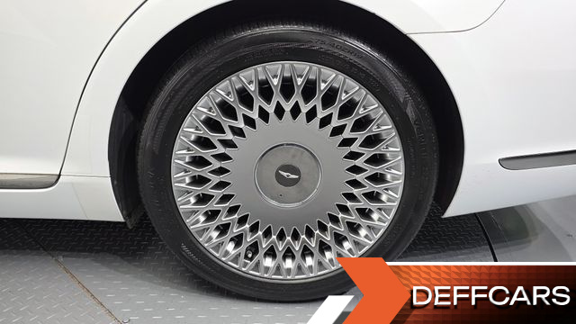 Genesis G90 3.3 T AWD Premium купить на сайте DeffCars