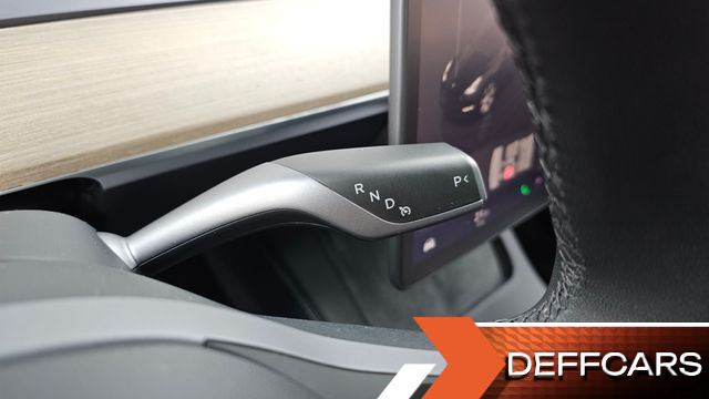 Tesla MODEL Y RWD купить на сайте DeffCars