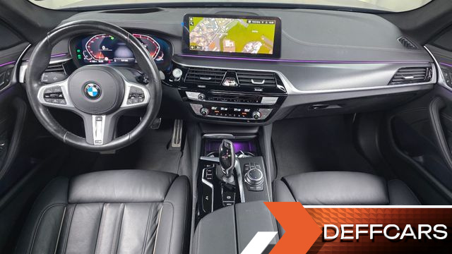 BMW 5-SERIES 520i M Sport купить на сайте DeffCars