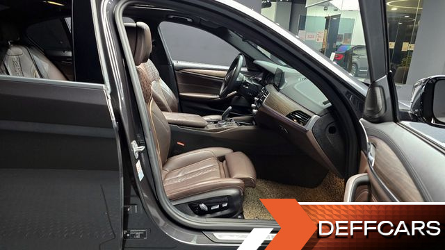BMW 5-SERIES 520i M Sport купить на сайте DeffCars
