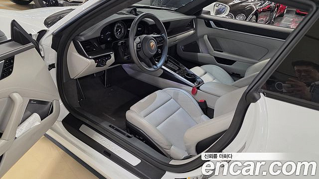 Porsche 911 Turbo S купить на сайте DeffCars