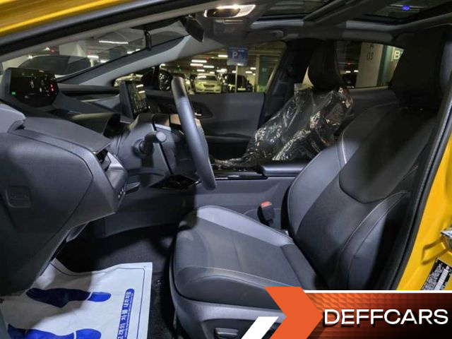 Toyota PRIUS 2.0 XLE купить на сайте DeffCars
