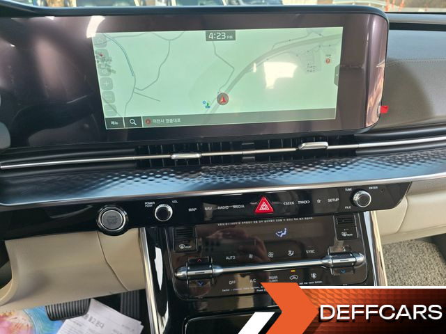 Kia CARNIVAL Gasoline 9-Seater Hi-Limousine Signature купить на сайте DeffCars