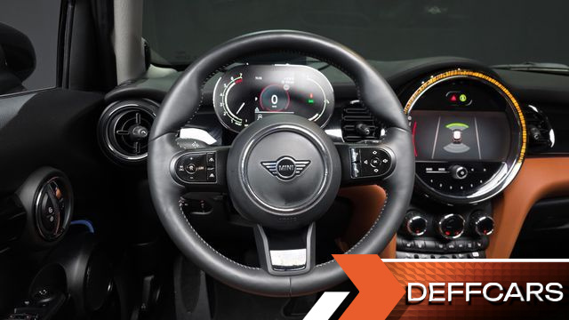 Mini COOPER 5Door Classic Third Generation купить на сайте DeffCars